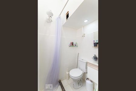 Banheiro de apartamento à venda com 1 quarto, 22m² em Centro, Niterói