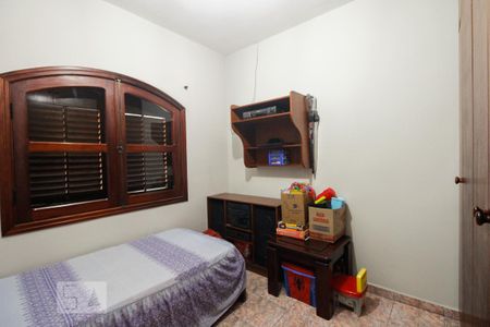 Quarto 1 de casa à venda com 3 quartos, 236m² em Chácara Seis de Outubro, São Paulo