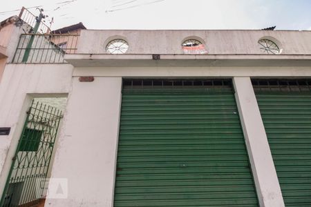 Fachada  de casa à venda com 3 quartos, 236m² em Chácara Seis de Outubro, São Paulo