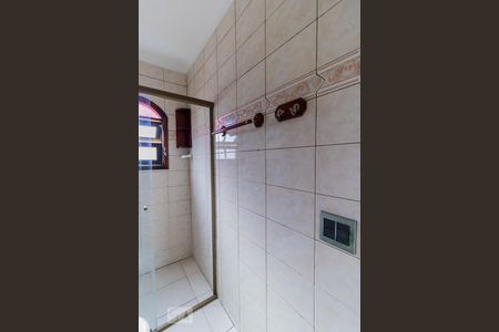 Casa à venda com 130m², 3 quartos e 2 vagasBanheiro