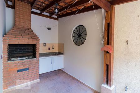 Casa à venda com 130m², 3 quartos e 2 vagasChurrasqueira