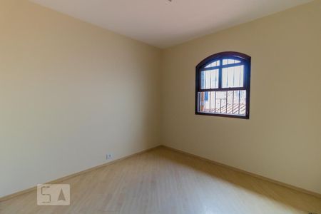 Casa à venda com 130m², 3 quartos e 2 vagasQuarto 2