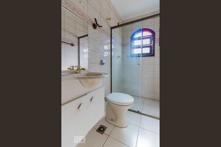 Casa à venda com 130m², 3 quartos e 2 vagasBanheiro