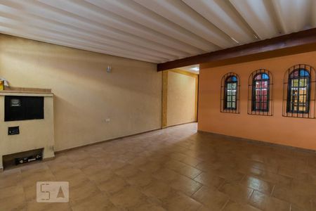 Casa à venda com 130m², 3 quartos e 2 vagasGaragem