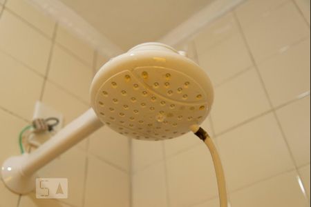 Casa à venda com 110m², 3 quartos e 2 vagasChuveiro