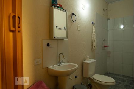 Casa à venda com 110m², 3 quartos e 2 vagasBanheiro da Suíte 1