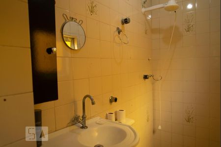 Casa à venda com 110m², 3 quartos e 2 vagasBanheiro da Suíte 2