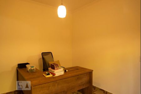 Casa à venda com 110m², 3 quartos e 2 vagasEscritório