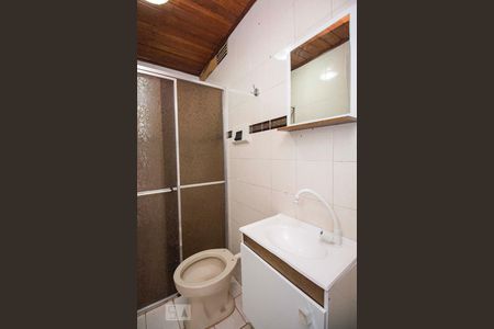 Banheiro  de apartamento à venda com 1 quarto, 40m² em Jardim Leopoldina, Porto Alegre