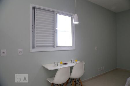Sala/Quarto de kitnet/studio para alugar com 1 quarto, 24m² em Jardim Monte Kemel, São Paulo