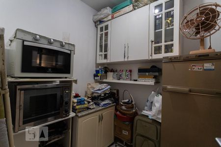 Apartamento à venda com 140m², 2 quartos e 2 vagasQuarto de Serviço
