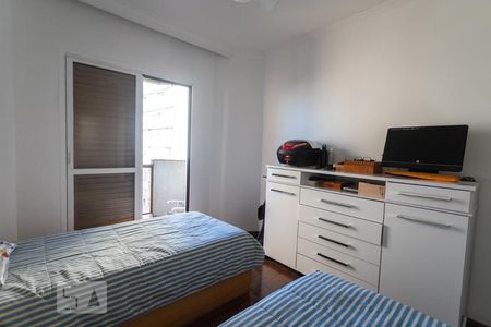 Apartamento à venda com 140m², 2 quartos e 2 vagasQuarto 2 - Suíte