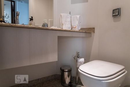 Apartamento à venda com 140m², 2 quartos e 2 vagasLavabo