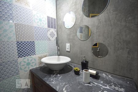 Banheiro Social  -Pia  de apartamento para alugar com 1 quarto, 33m² em Centro, Rio de Janeiro