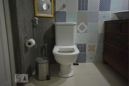 Banheiro Social de apartamento para alugar com 1 quarto, 33m² em Centro, Rio de Janeiro
