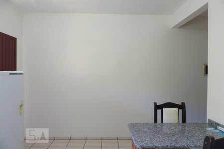 Sala de apartamento para alugar com 1 quarto, 40m² em Pantanal, Florianópolis