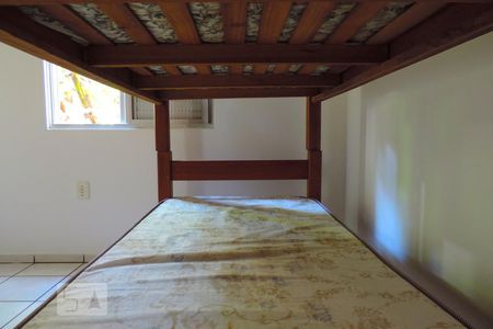 Quarto 1 de apartamento para alugar com 1 quarto, 40m² em Pantanal, Florianópolis