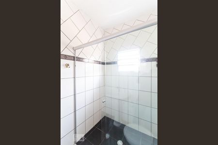 Apartamento para alugar com 100m², 2 quartos e sem vagaBanheiro da Suíte