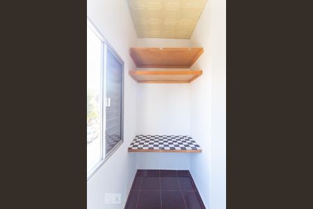 Apartamento para alugar com 100m², 2 quartos e sem vagaCloset da suíte