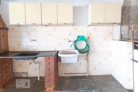 Apartamento para alugar com 100m², 2 quartos e sem vagaÁrea de Serviço