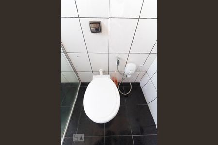 Apartamento para alugar com 100m², 2 quartos e sem vagaBanheiro da Suíte