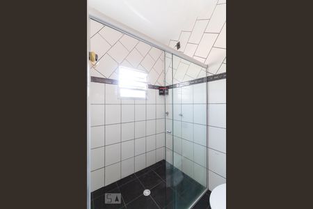 Apartamento para alugar com 100m², 2 quartos e sem vagaBanheiro da Suíte