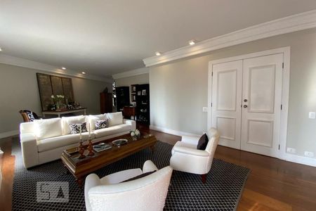 Sala de apartamento para alugar com 4 quartos, 258m² em Real Parque, São Paulo