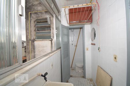 Apartamento à venda com 60m², 2 quartos e 1 vagaÁrea de Serviço