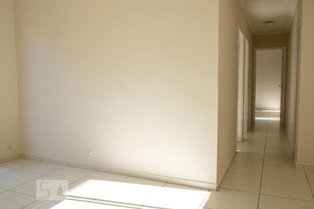 Sala de apartamento à venda com 3 quartos, 64m² em Itaquera, São Paulo