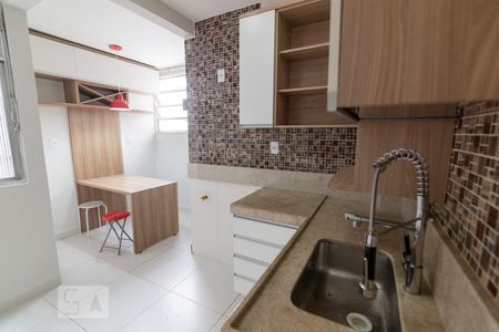 Apartamento à venda com 80m², 2 quartos e 1 vagaCozinha