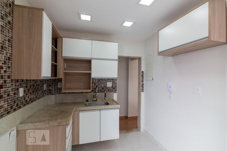 Apartamento à venda com 80m², 2 quartos e 1 vagaCozinha