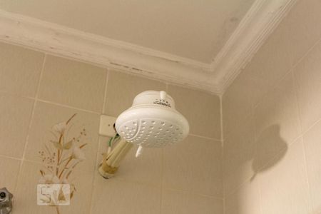 Casa à venda com 175m², 4 quartos e 4 vagas Casa à venda com 175m², 4 quartos e 4 vagasBanheiro Social