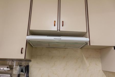 Casa à venda com 175m², 4 quartos e 4 vagas Casa à venda com 175m², 4 quartos e 4 vagasCozinha