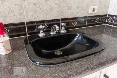 Casa à venda com 175m², 4 quartos e 4 vagas Casa à venda com 175m², 4 quartos e 4 vagasQuarto 3 - suite