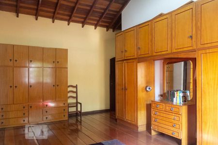 Casa à venda com 175m², 4 quartos e 4 vagas Casa à venda com 175m², 4 quartos e 4 vagasQuarto 3