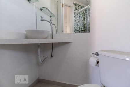 Studio para alugar com 50m², 1 quarto e 1 vaga Studio para alugar com 50m², 1 quarto e 1 vagaBanheiro