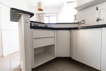 Studio para alugar com 50m², 1 quarto e 1 vaga Studio para alugar com 50m², 1 quarto e 1 vagaArmários