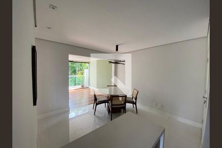 Apartamento à venda com 60m², 2 quartos e 1 vagaSala de Jantar