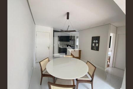 Apartamento à venda com 60m², 2 quartos e 1 vagaSala de Jantar