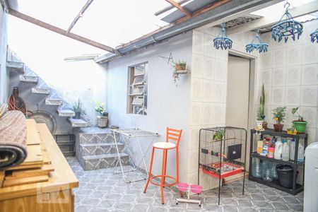 Casa à venda com 100m², 3 quartos e 3 vagasQuintal