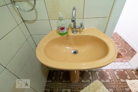 Casa à venda com 300m², 3 quartos e 1 vagaDetalhe banheiro