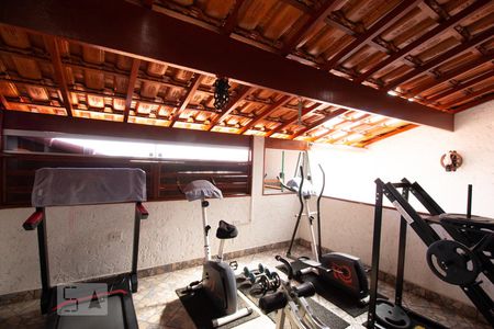 Casa à venda com 300m², 3 quartos e 1 vagaAcademia