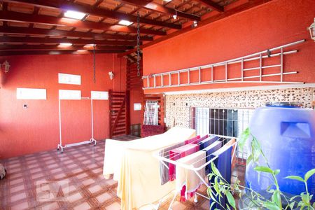 Casa à venda com 300m², 3 quartos e 1 vagaVaranda