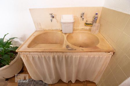 Casa à venda com 300m², 3 quartos e 1 vagaDetalhe Área de Serviço