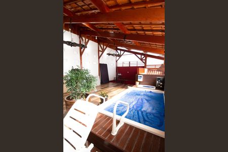 Casa à venda com 300m², 3 quartos e 1 vagaPiscina