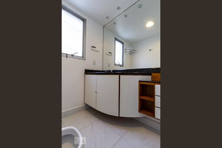 Apartamento para alugar com 62m², 1 quarto e 2 vagasBanheiro da Suíte