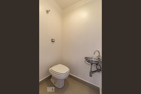 Apartamento para alugar com 62m², 1 quarto e 2 vagasBanheiro de serviço