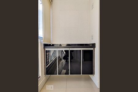Apartamento à venda com 48m², 1 quarto e 1 vaga Apartamento à venda com 48m², 1 quarto e 1 vagaVaranda