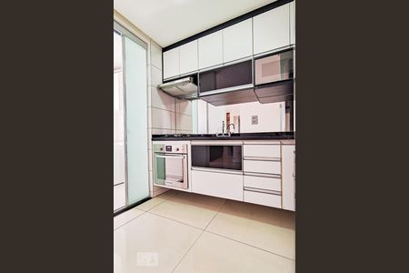 Apartamento à venda com 48m², 1 quarto e 1 vaga Apartamento à venda com 48m², 1 quarto e 1 vagaCozinha