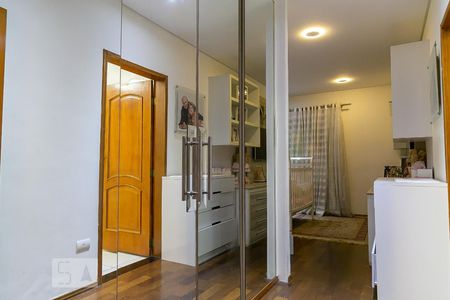 Casa à venda com 369m², 5 quartos e 4 vagas Casa à venda com 369m², 5 quartos e 4 vagasSuíte 1